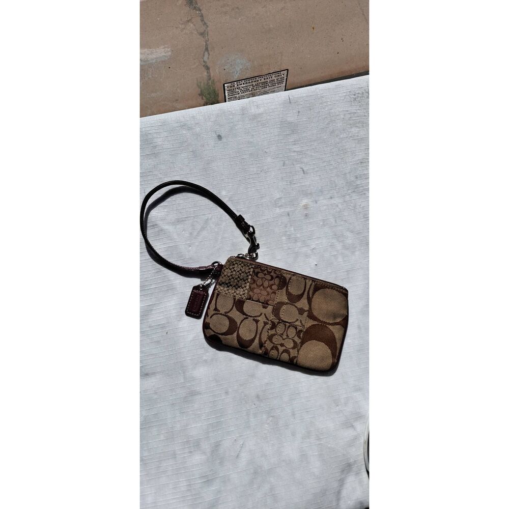 Coach Signature Patchwork Wristlet Brown Tan Monogram Y2K Mini Clutch Purse
